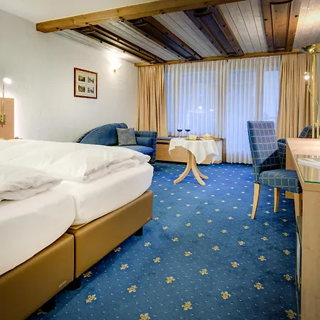 Alpen - & Dining 4*