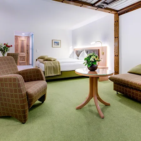 Alpen & 4* ツェルマット