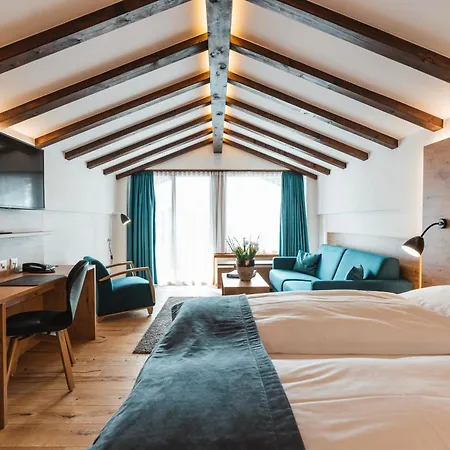 Hotel Alpen - & Dining