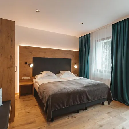 Alpen - & Dining Hotel