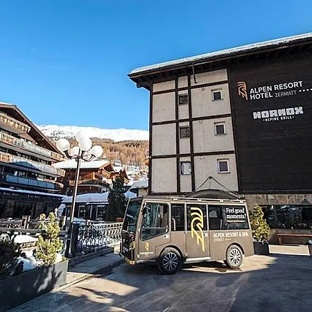 Alpen - & Dining 4*