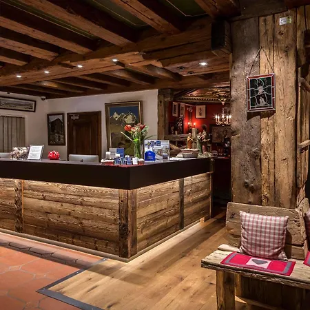 Alpen Hotel 4*